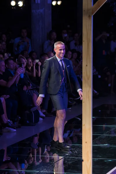 Look 30